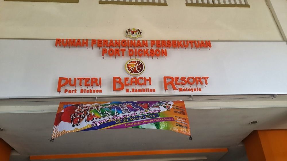 Puteri Beach Resort Port Dickson Exterior foto